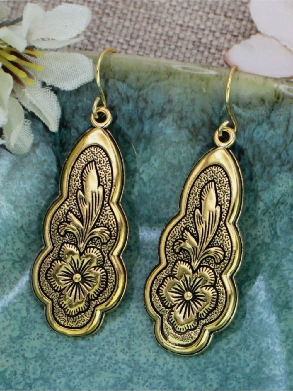 Floral Filigree Dangle Earrings- Brass